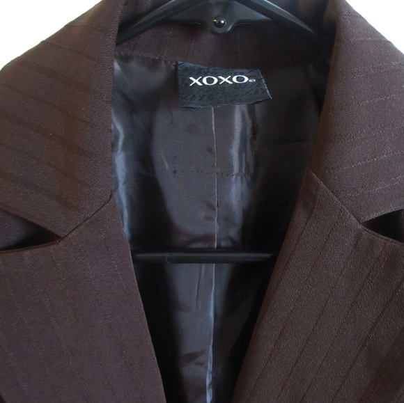 XOXO Brown Pinstripe Blazer Small - Picture 2 of 4